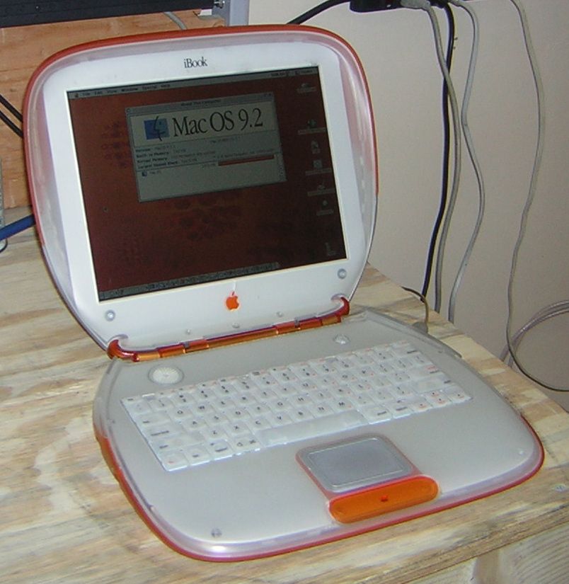 Apple iBook G3 クラムシェル タンジェリン